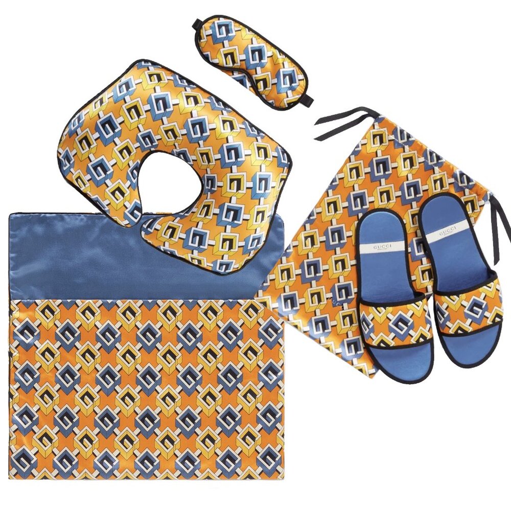 GUCCI TRAVEL SET GEOMETRIC G LOGO SATIN TRAVEL PILLOW EYE MASK SLIPPERS sz M
